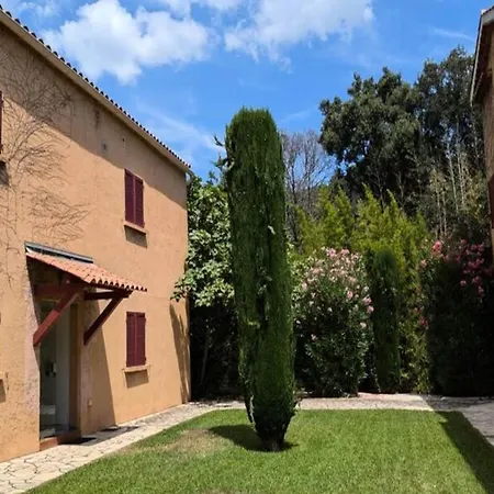 Appartement For 7 People Saint-Raphaël